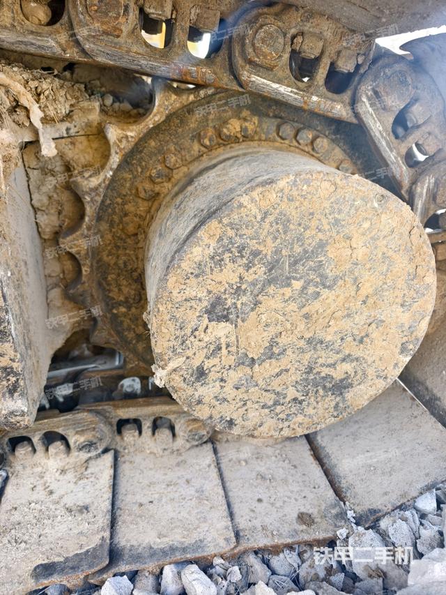 左側行走馬達蓋板（行走機構）