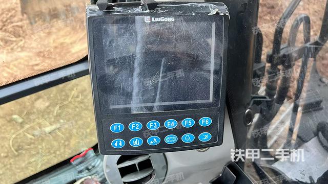 顯示屏?(駕駛室部分) 顯示屏?(駕駛室部分)