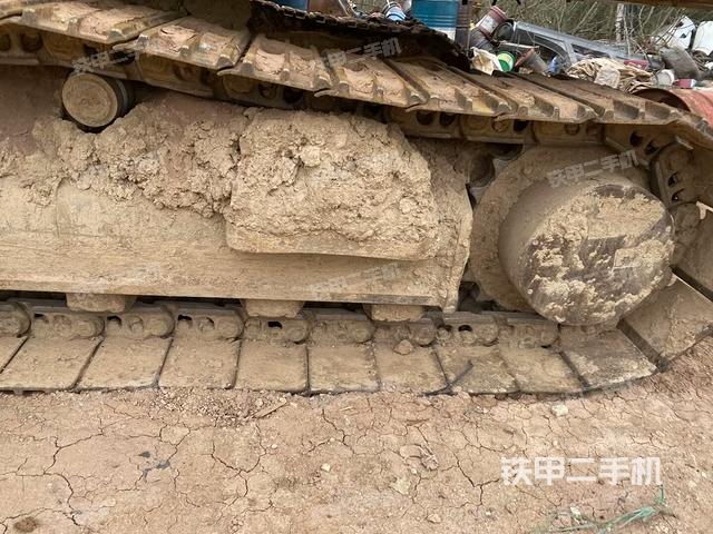 右側(cè)行走馬達(dá)蓋板(行走機(jī)構(gòu)) 右側(cè)行走馬達(dá)蓋板(行走機(jī)構(gòu))