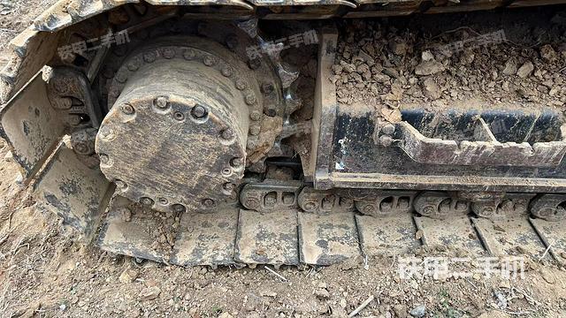 右驅(qū)動輪（行走機構）