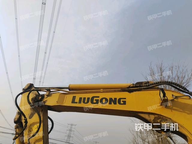 小臂整體左后（工作和回轉(zhuǎn)裝置）