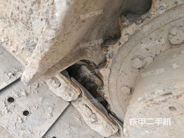 左導(dǎo)向輪（行走機(jī)構(gòu)）