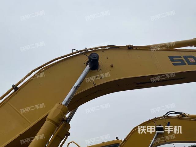 大臂整體?右側(cè)（工作和回轉(zhuǎn)裝置）