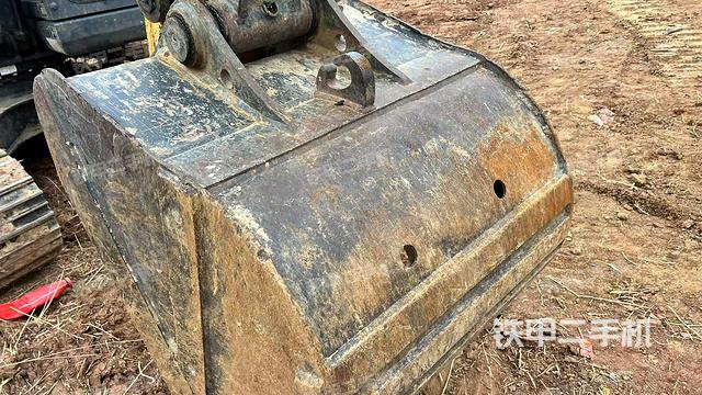 鏟斗45度(工作和回轉(zhuǎn)裝置) 鏟斗45度(工作和回轉(zhuǎn)裝置)