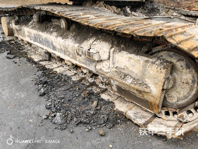 左側(cè)履帶整體?（行走機(jī)構(gòu)）