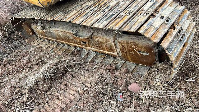 左側(cè)履帶整體?（行走機構(gòu)）