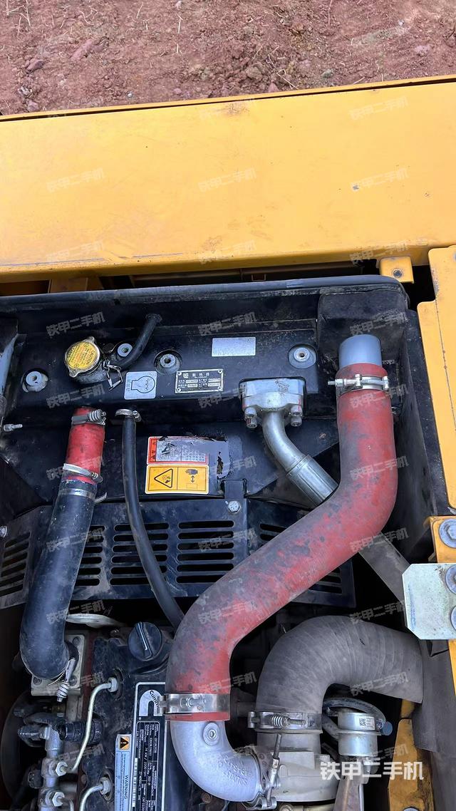 水箱+風(fēng)扇特寫(上車部件) 水箱+風(fēng)扇特寫(上車部件)