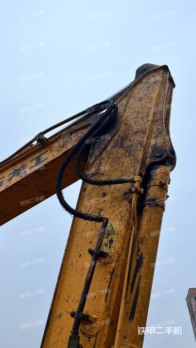 小臂整體右前（工作和回轉(zhuǎn)裝置）