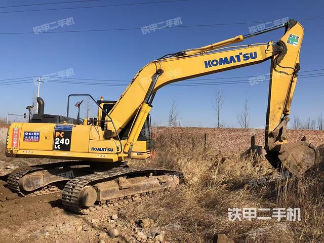 整機右后45°(整機外觀) 整機右后45°(整機外觀)