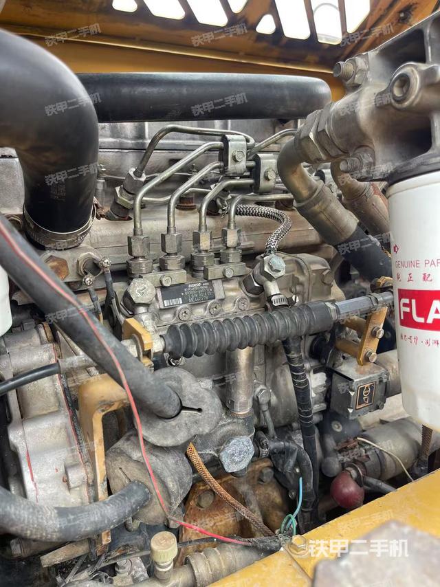 发动机整体俯视（整机外观）