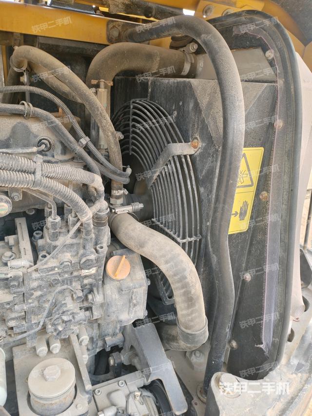 水箱+風(fēng)扇特寫（上車部件）