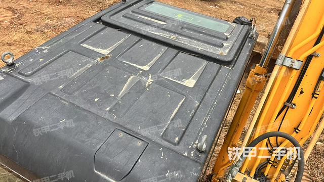 駕駛室頂部俯視（上車部件）