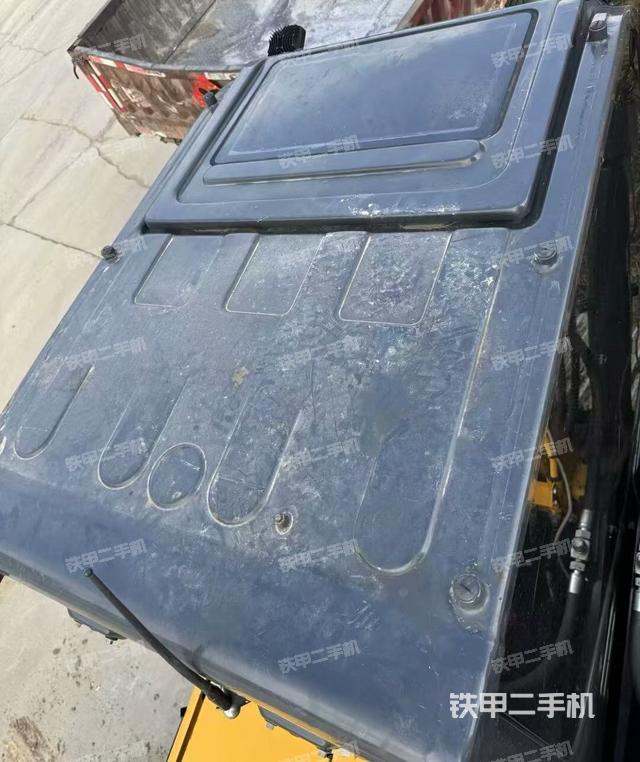 駕駛室頂部俯視(上車部件) 駕駛室頂部俯視(上車部件)