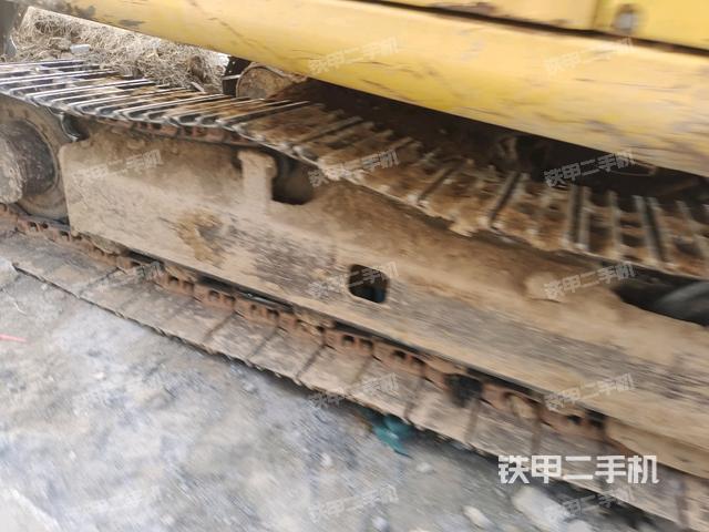 右側(cè)履帶整體?（行走機(jī)構(gòu)）