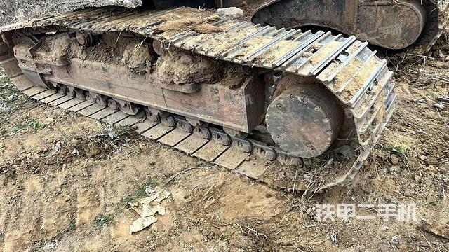 左側(cè)履帶整體?（行走機(jī)構(gòu)）