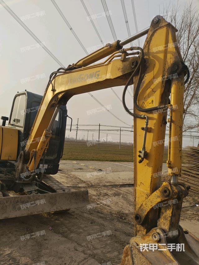 小臂整體右前（工作和回轉(zhuǎn)裝置）