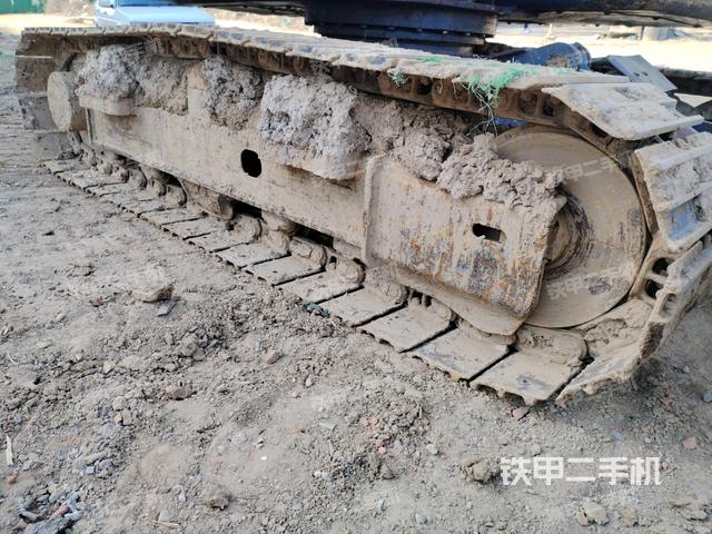 右側(cè)履帶整體?（行走機構(gòu)）