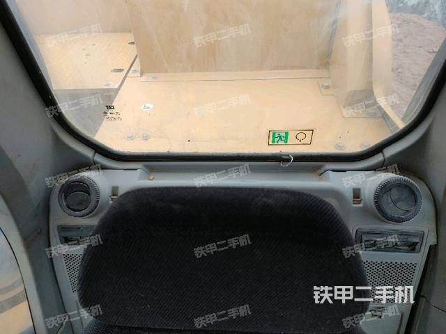 座椅后部(駕駛室部分) 座椅后部(駕駛室部分)