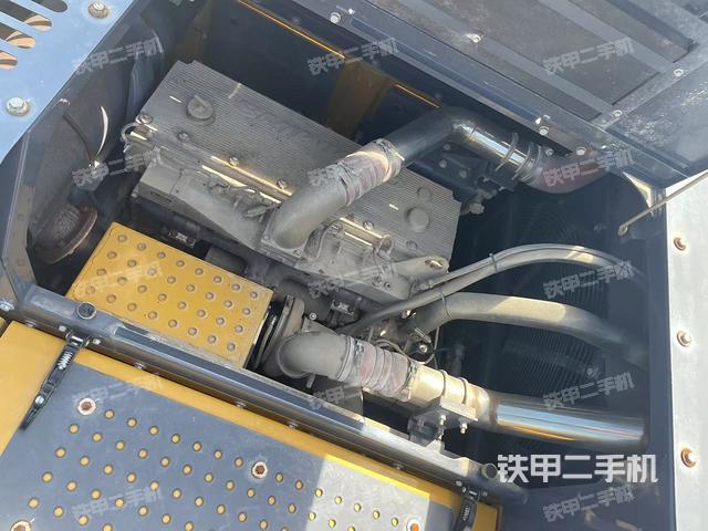 發(fā)動(dòng)機(jī)整體俯視(整機(jī)外觀) 發(fā)動(dòng)機(jī)整體俯視(整機(jī)外觀)