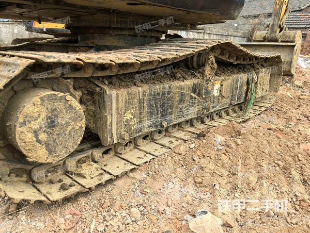 右側(cè)履帶整體?（行走機構(gòu)）