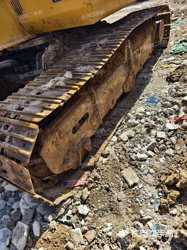 单侧履带整体（整机外观）