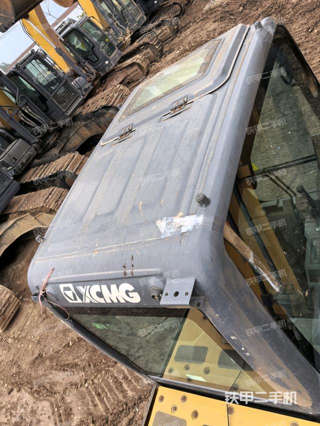 發(fā)動(dòng)機(jī)室（上車部件）