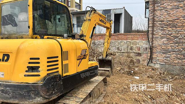 右后45(整機(jī)外觀) 右后45(整機(jī)外觀)
