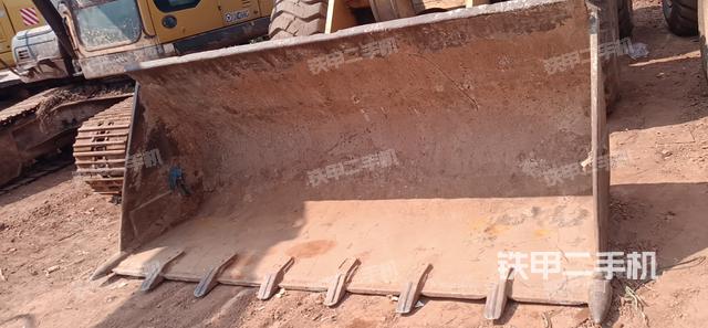 工作裝置整體（整機外觀及大件）