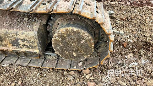 右驅(qū)動(dòng)輪(行走機(jī)構(gòu)) 右驅(qū)動(dòng)輪(行走機(jī)構(gòu))