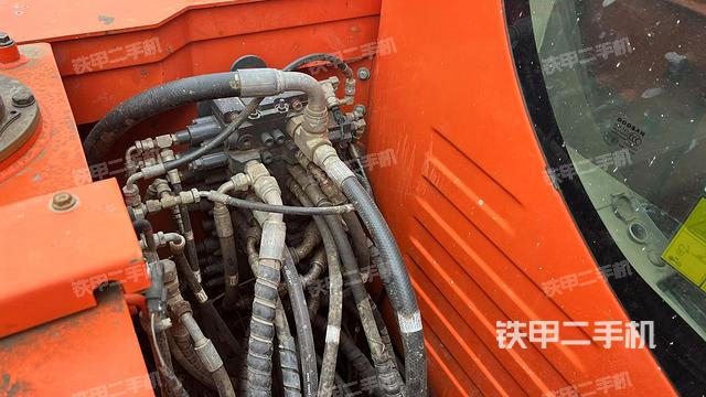 分配閥(上車(chē)部件) 分配閥(上車(chē)部件)
