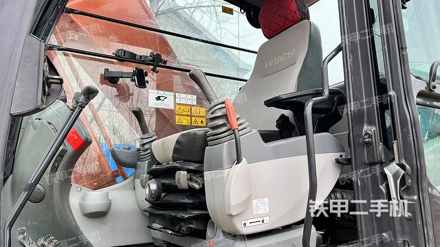 座椅后部（駕駛室部分）