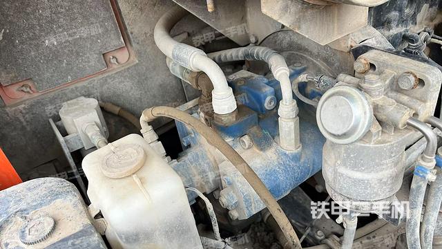 液壓泵室(大件艙室) 液壓泵室(大件艙室)