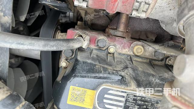 氣門室蓋螺絲特寫（上車部件）