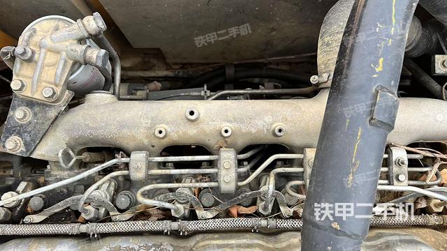 氣門室蓋螺絲特寫（上車部件）