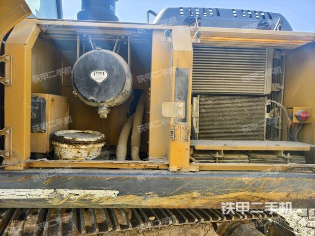 散熱器正面（大件艙室）