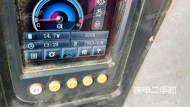 小時表(駕駛室部分) 小時表(駕駛室部分)