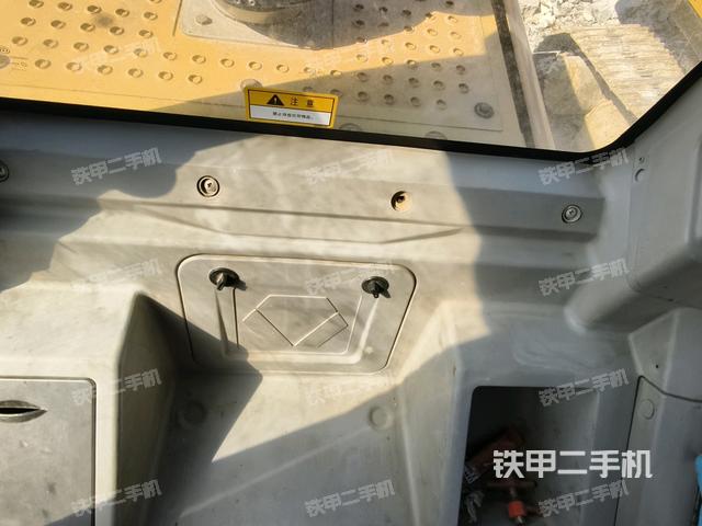 座椅后部（駕駛室部分）