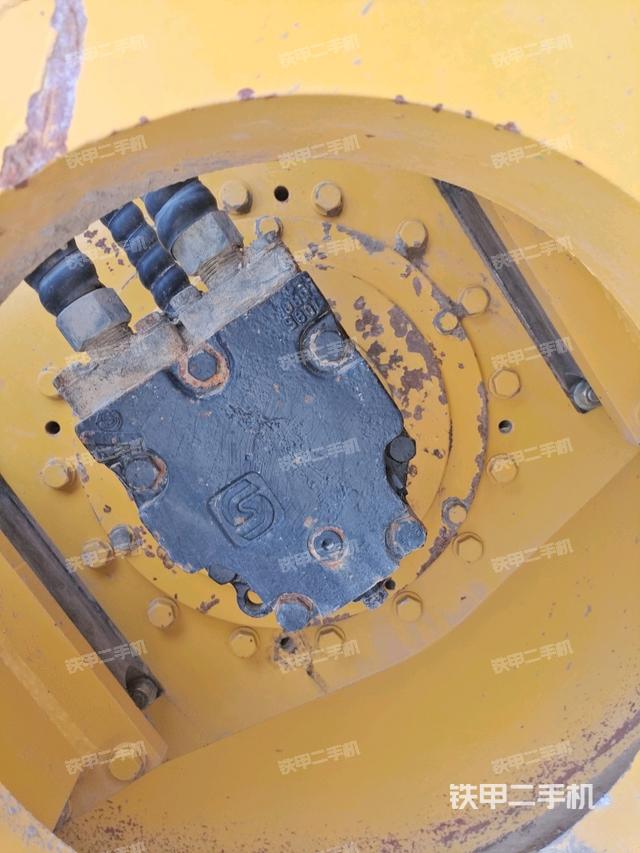 橋\驅(qū)動(dòng)（壓路機(jī)前后車架）