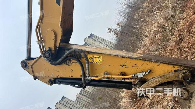 小臂整體左后（工作和回轉裝置）