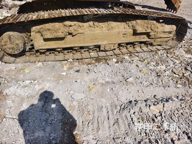 左側履帶整體?（行走機構）