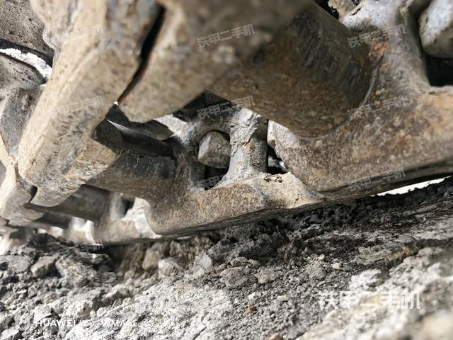 右側(cè)行走馬達(dá)蓋板（行走機(jī)構(gòu)）