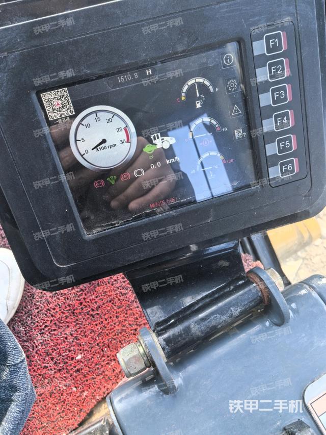 操作把手（壓路機(jī)駕駛室）