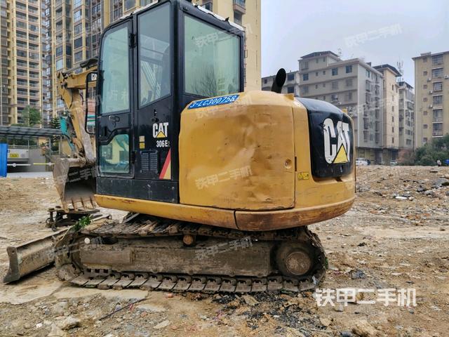 右后45(整機(jī)外觀) 右后45(整機(jī)外觀)