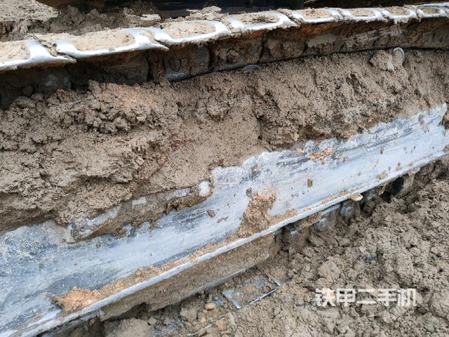 右側(cè)行走馬達(dá)蓋板(行走機構(gòu)) 右側(cè)行走馬達(dá)蓋板(行走機構(gòu))