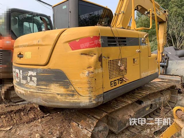 整機(jī)右后45°(整機(jī)外觀) 整機(jī)右后45°(整機(jī)外觀)