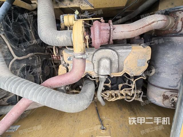 发动机整体俯视（整机外观）