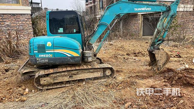 右后45(整機外觀) 右后45(整機外觀)