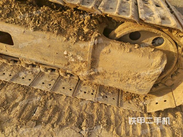 左導(dǎo)向輪（行走機(jī)構(gòu)）