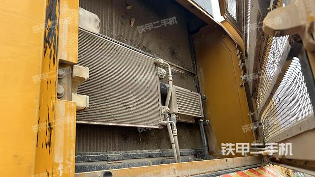 散熱器室(大件艙室) 散熱器室(大件艙室)