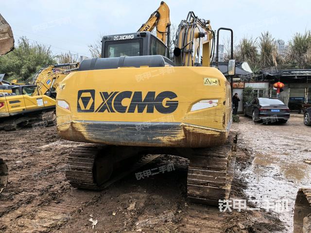 徐工XE135D挖掘机的设备实拍-第4张实拍照片